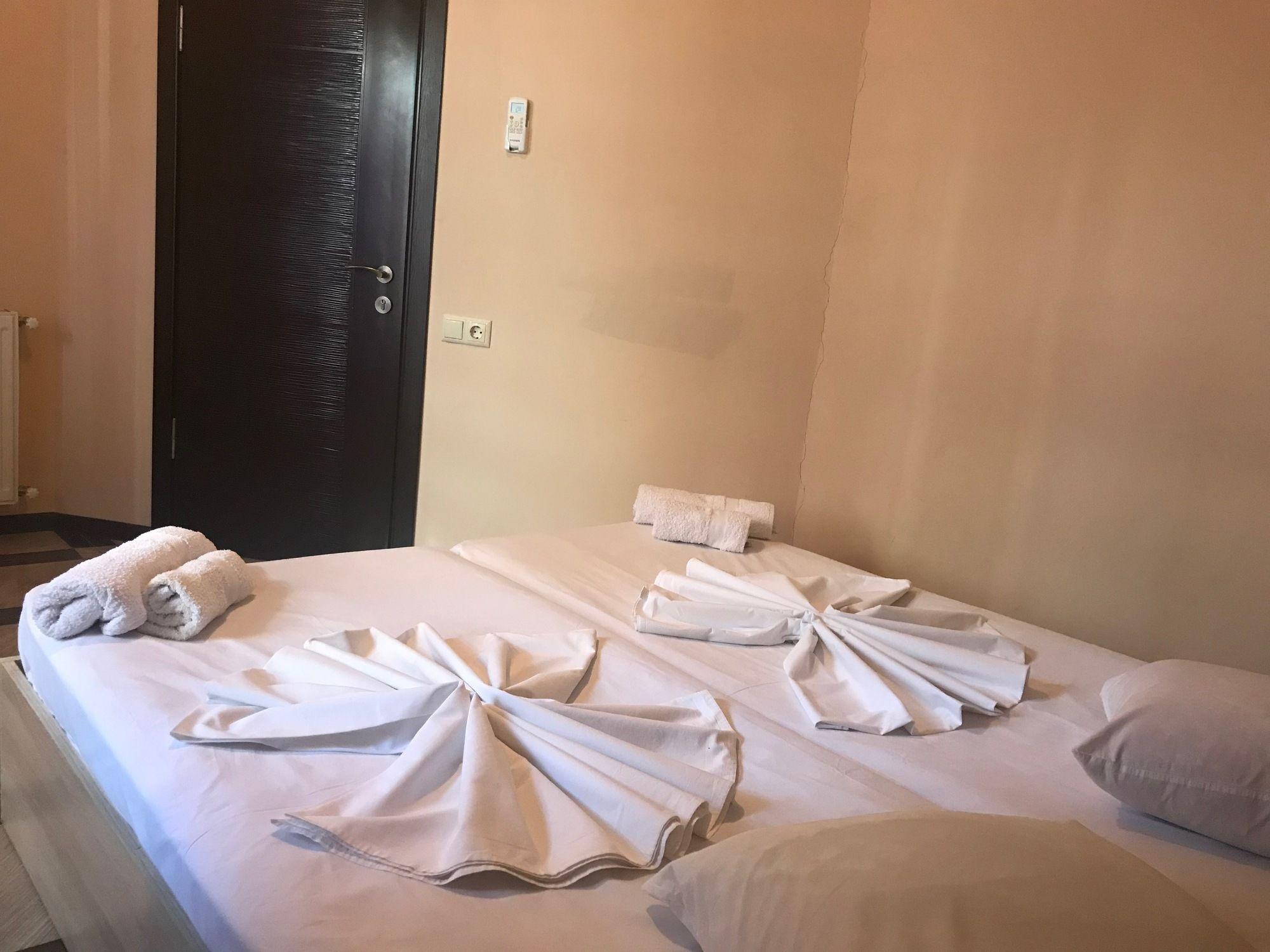 Holiday House Батумі Екстер'єр фото