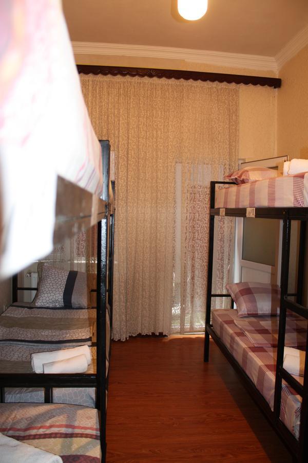 Holiday House Батумі Екстер'єр фото