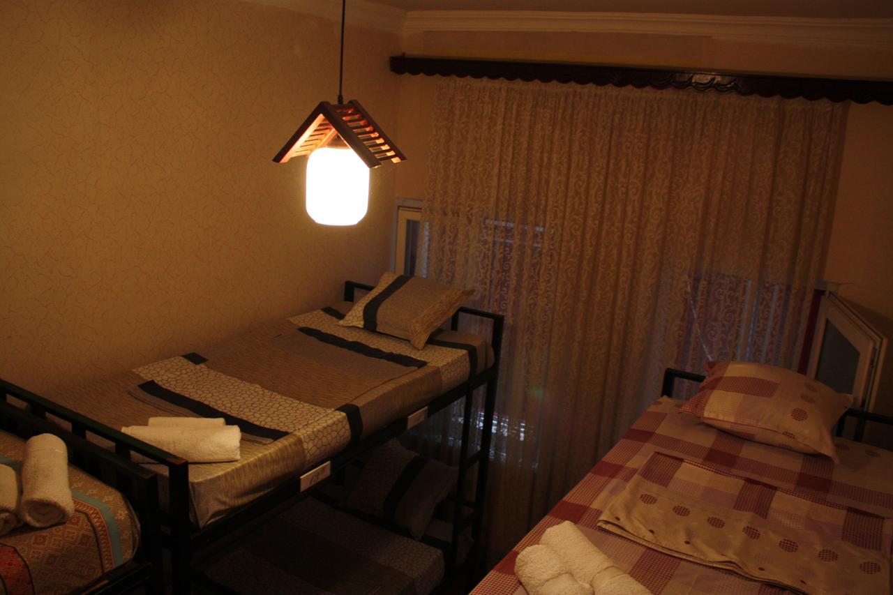 Holiday House Батумі Екстер'єр фото